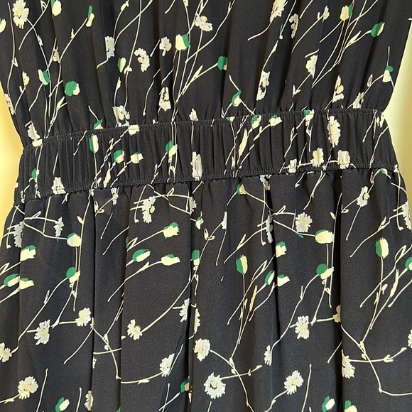 Club Monaco Navy Floral Romper - Picture 6 of 9